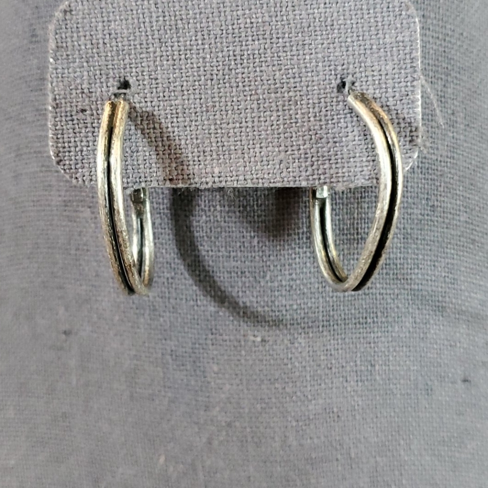 Lia Sophia earrings
